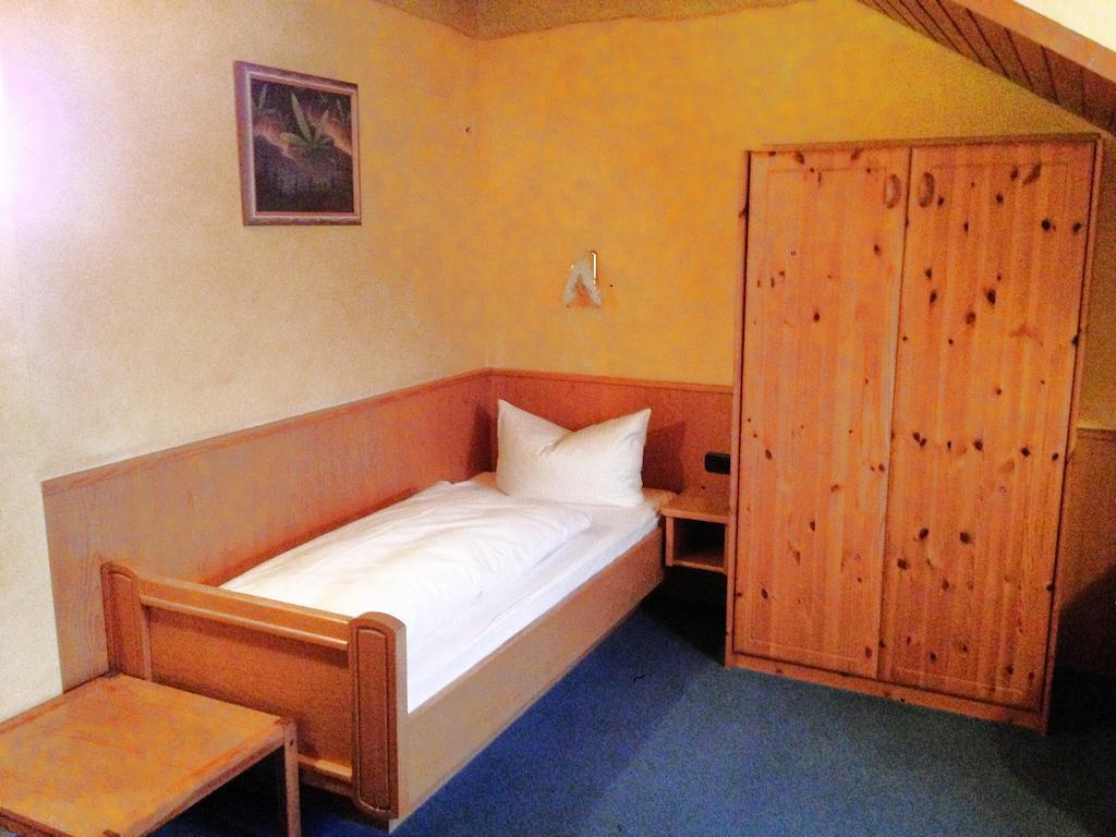 Hotel Beim Haxenwirt Immenstadt im Allgäu Zimmer foto